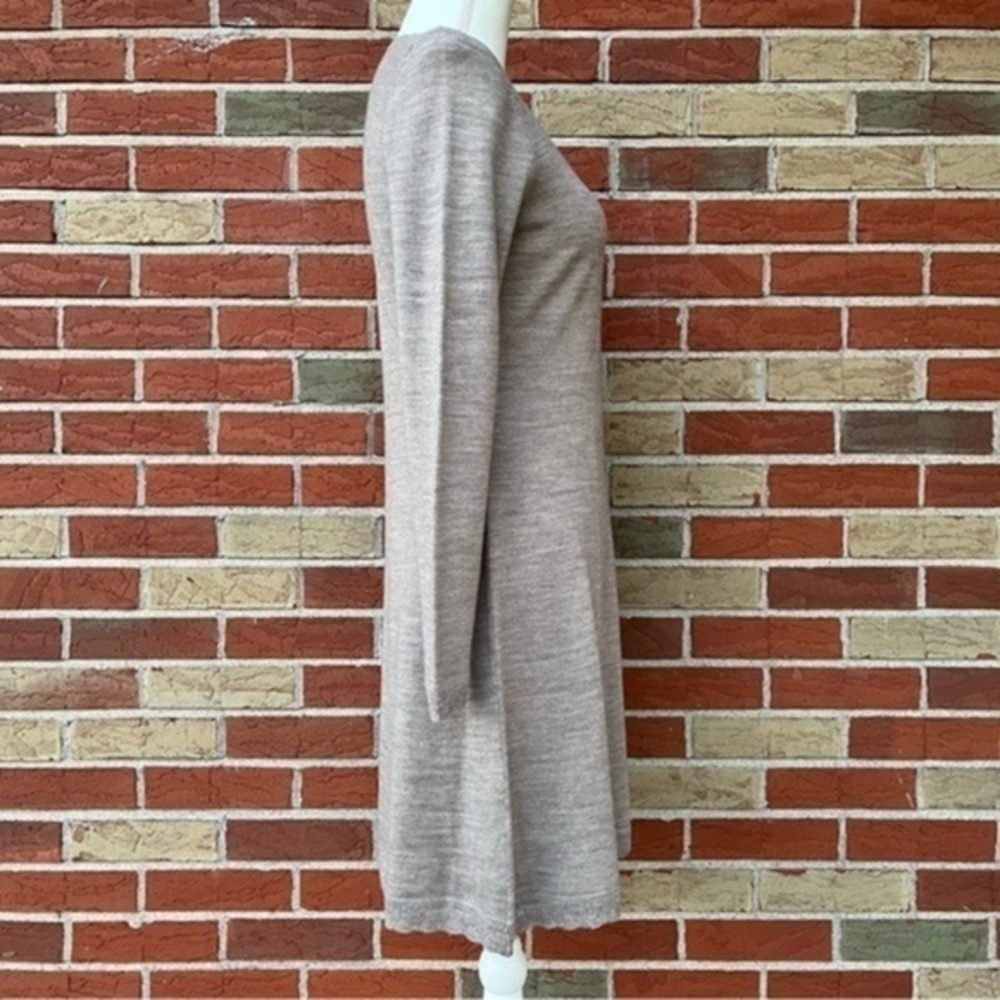 Tahari Merino Wool NWT Long Sleeve Brown White Sweater Dress 👗 - Picture 4 of 11